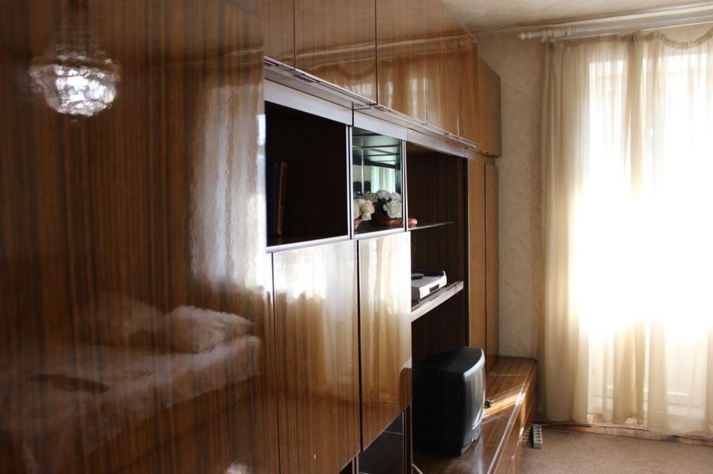 Apartment Near Opera Hause Днепър Екстериор снимка