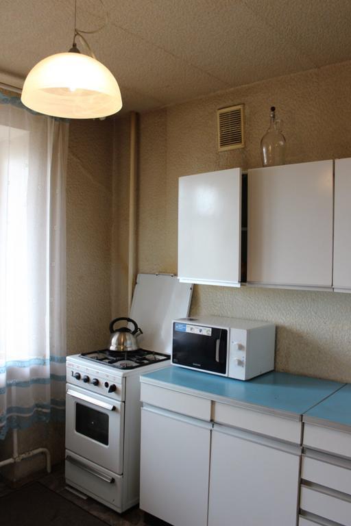 Apartment Near Opera Hause Днепър Екстериор снимка